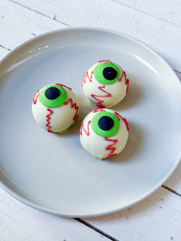 All Eyes on You!